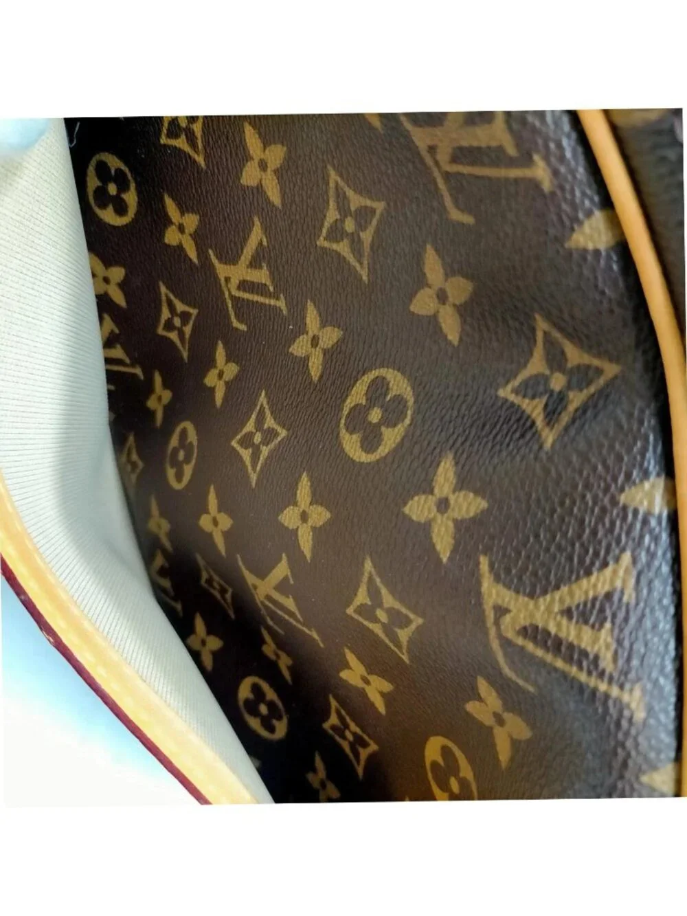 Authentic Louis Vuitton Reporter PM Monogram Canvas Crossbody Messenger Bag